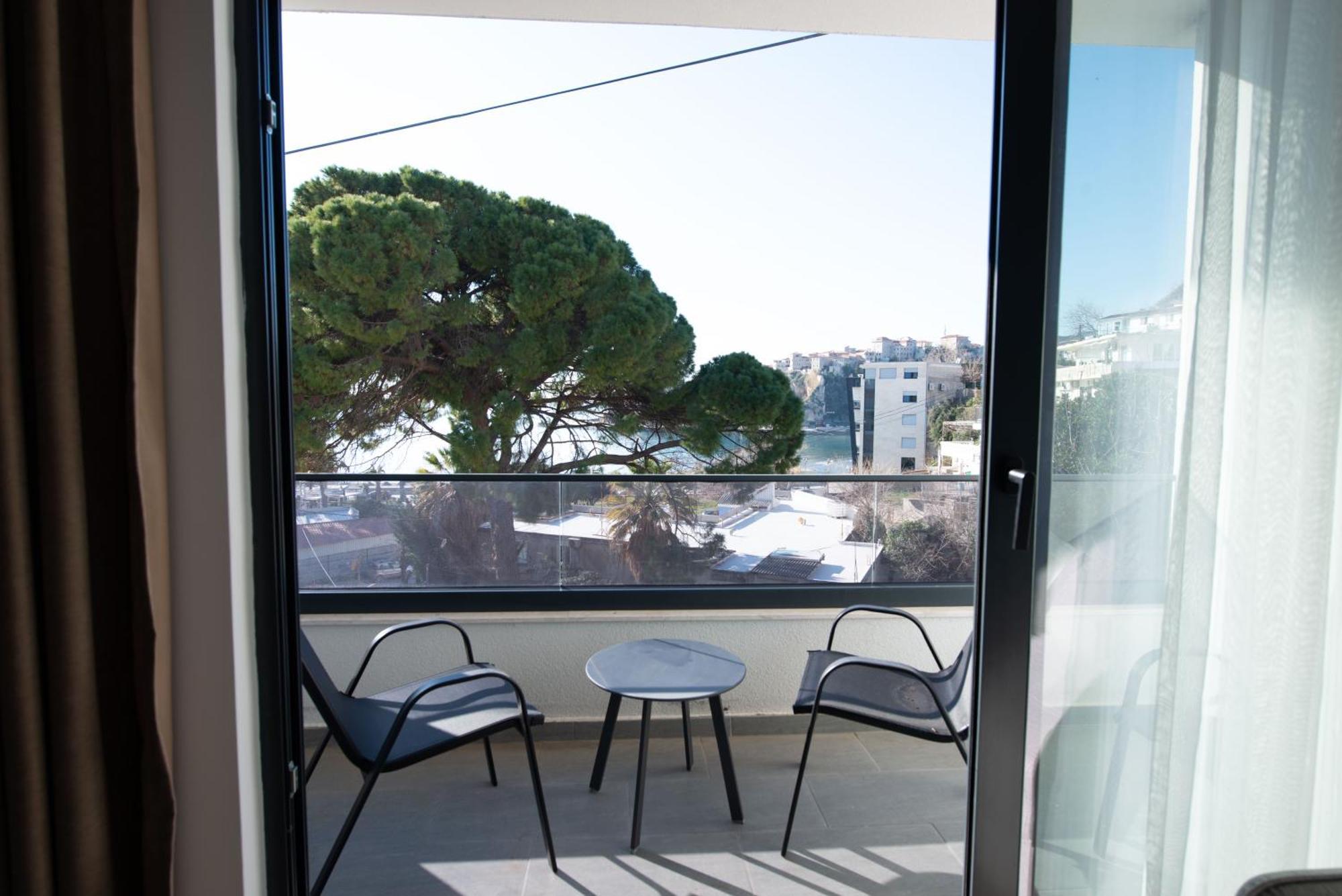 Botanica Boutique Apartment *